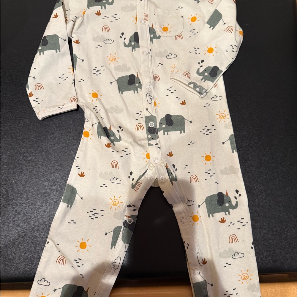 Playful Elephant Kids Footie - Cream and Gray